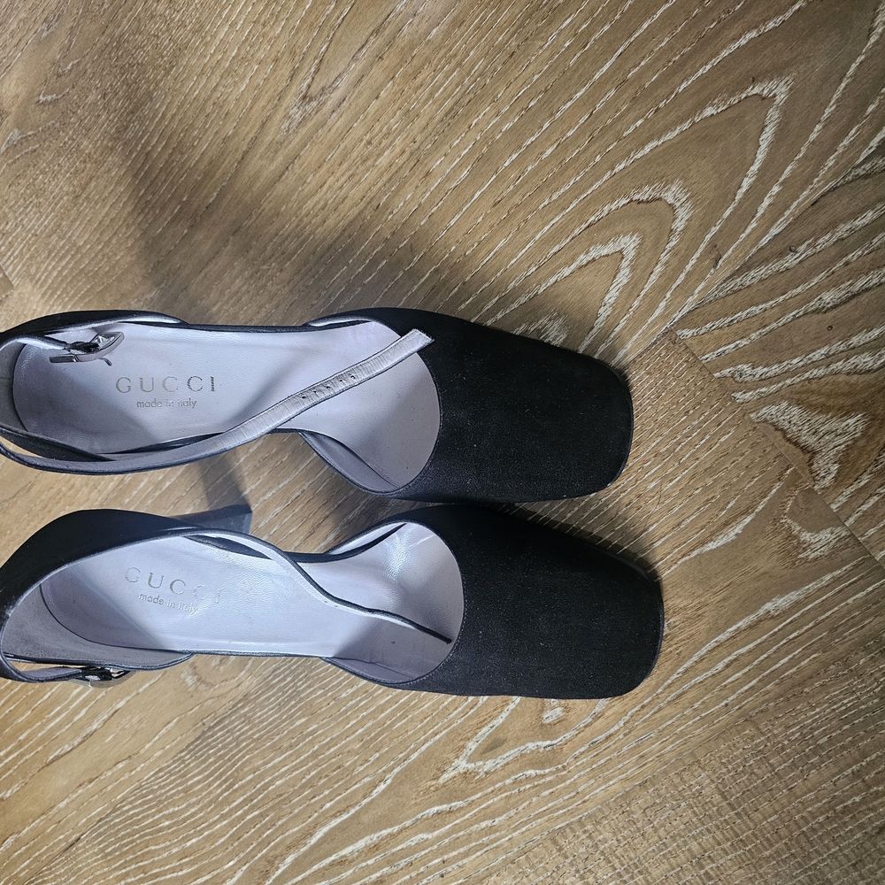 Gucci Women's Black Heels - Picture 11 of 12